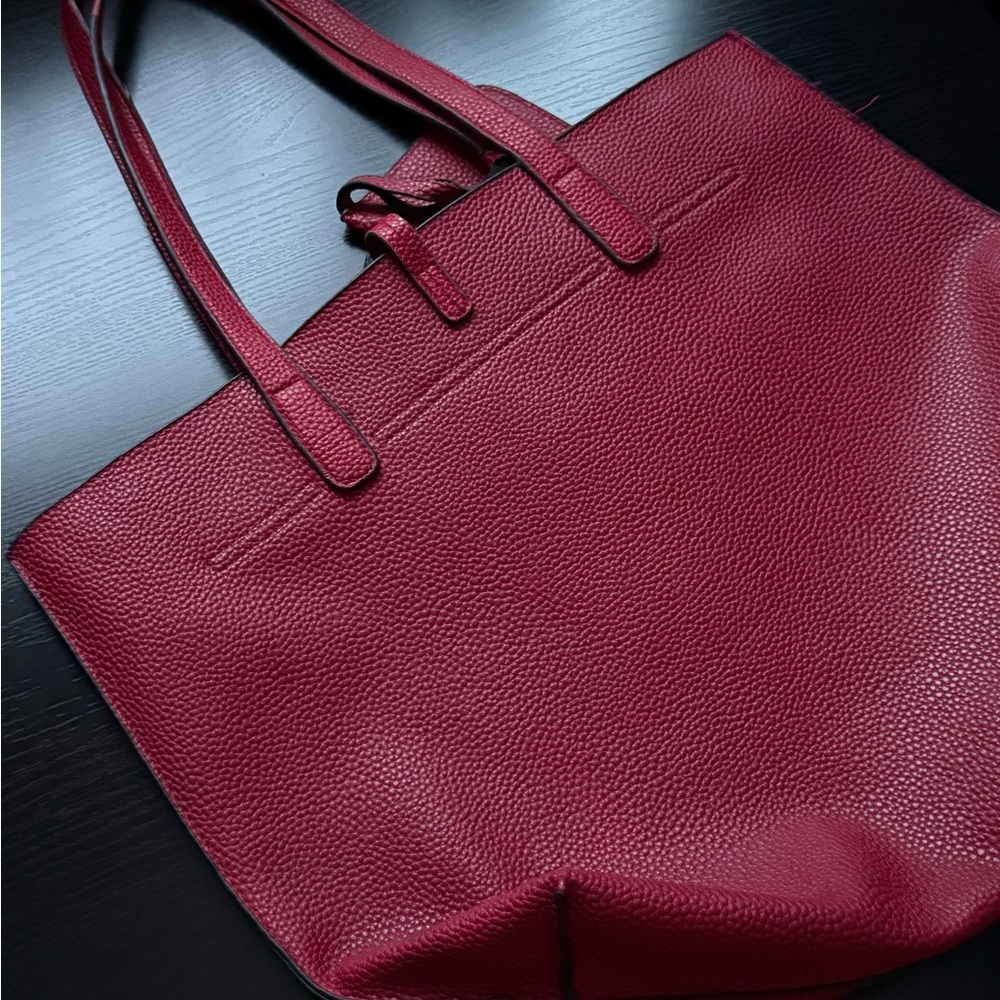 Kenneth Cole Reaction Red Pebbled Tote Bag w Pouch Work Travel - Picture 4 of 6
